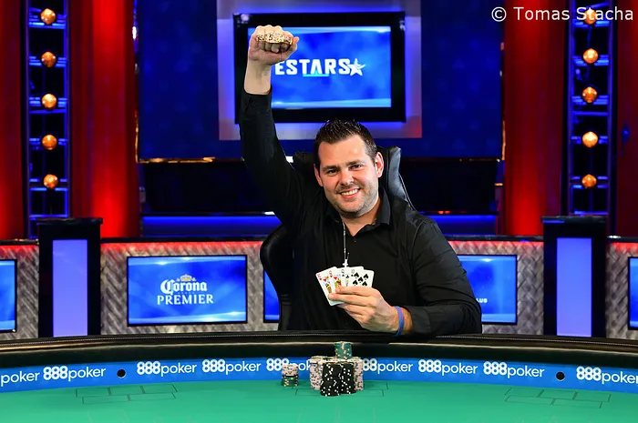 Dash Dudley Campeão do US $10 Mil Pot Limit Omaha Championship da WSOP