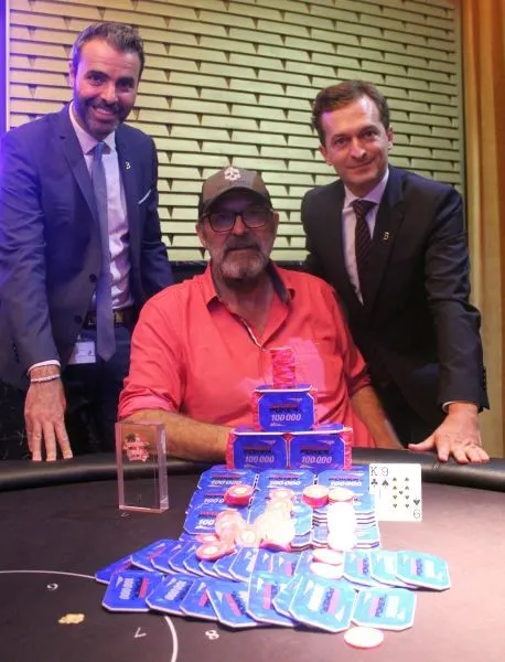 Arnaud Peyroles staff