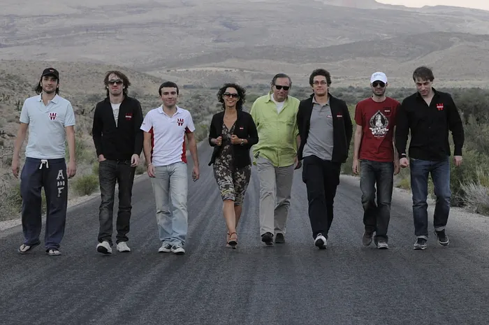 Le Team Pro Winamax fête ses 10 ans avec un Kill The Pros géant 0001