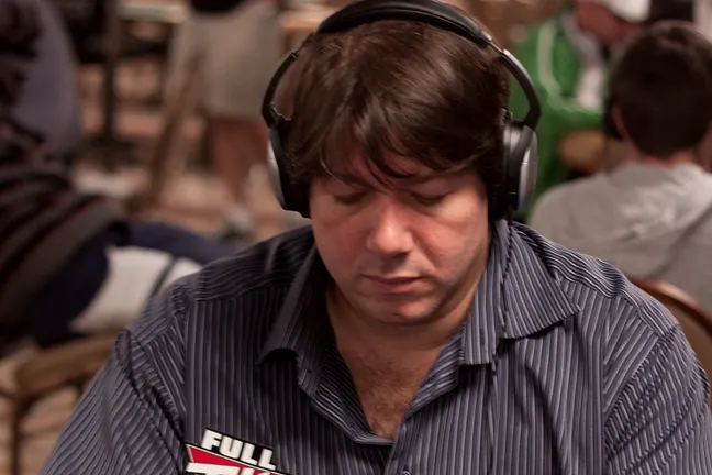 David Benyamine continua a usar patch