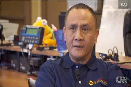 Taxista de Las Vegas devolve $300,000 esquecidos por Jogador de Poker no Táxi 0001