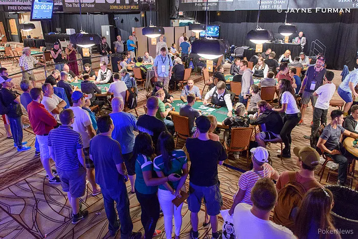 Jason Mercier Lidera k Poker Players Championship 101