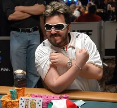 The PokerNews Profile: Max Pescatori 0001
