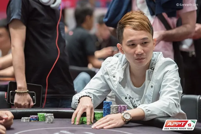 End of Day 1a Chip Leader - Zhifeng Yao