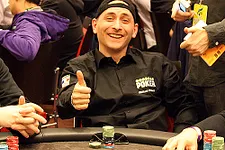 Reportage Pokernews live : Unibet Open Budapest 2010 JOUR 2 + freerolls packages Unibet Open tous les soirs à 21h00.