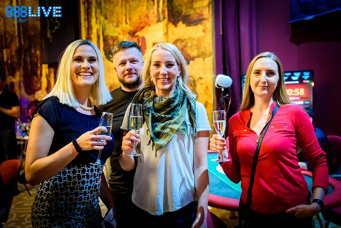 Ladies Event Champion Siiri Saar