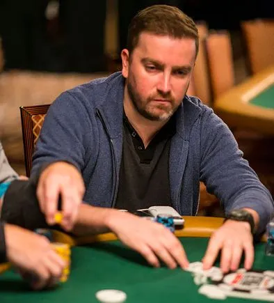 Main Event : Antoine Saout dernier rescapé tricolore à 80 left, Kenny Hallaert et Griffin Berger dans le Top 5 0001