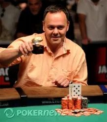 WSOP 2009 Event #38 LHE 2.000$ : Marc Naalden offre un 2e bracelet WSOP à la Hollande 0001