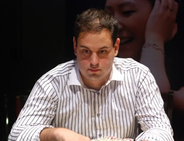 2010 PokerStars.net APPT Sydney Day 3: Roland de Wolfe Leads Final Table; Karamalikis, Sabat and Negreanu Still In Contention 0001