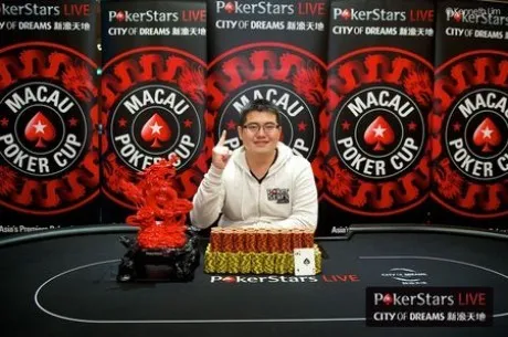 Terry Fan after winning the Macau Poker Cup Red Dragon Main Event