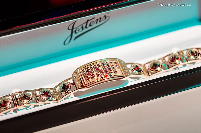 wsop online bracelet