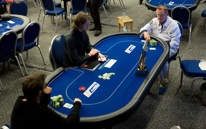Pierre Neuville - Stefan Jedlicka Heads Up