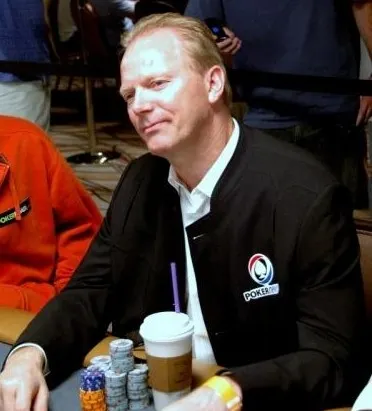 2008 WSOP Event #22 $3,000 H.O.R.S.E. Day 2 – Luske Leads with 16 Remaining 0001