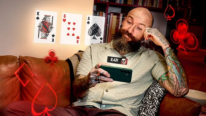 Jogador a jogar poker no telemóvel