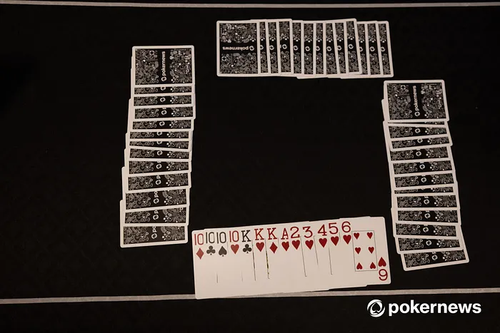 A complete hand in Rummy