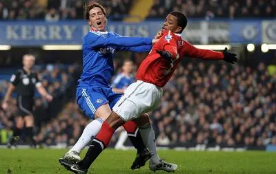 D'après les cotes et les stats, avantage Chelsea contre Manchester United mercredi 6 avril en Ligue des Champions.