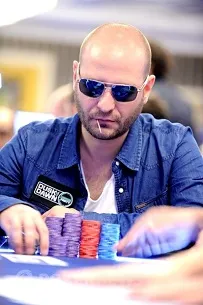 The Nightly Turbo: Phil Ivey Hires New Pros, NBC Heads-Up Invitees, and More 102