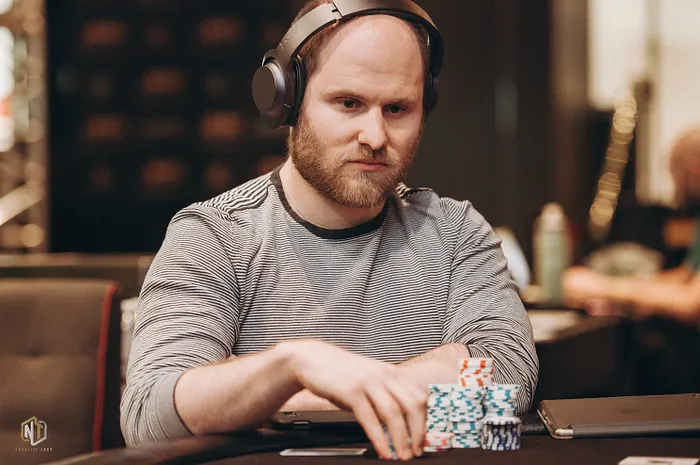 Sam Greenwood leads the final 35 players in the WPT Online Championship