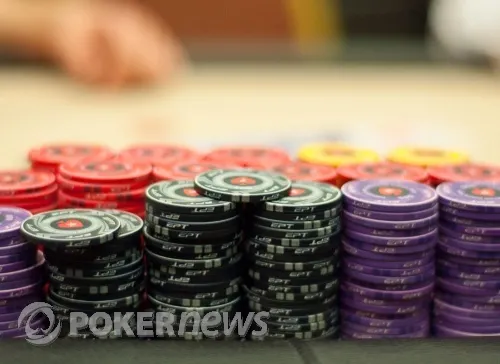 MTT Online :  "Neuville25" et  "*Mo la barre" en TF du 6-max Club 250€