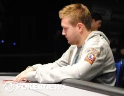 Jetten loses to Vazquez heads up