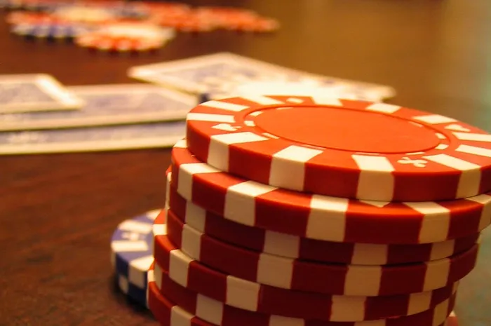 Home Game Heroes: Strategy for Flop Games with Different Board Arrays