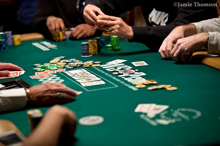 Five of the Craziest Hands from Day 1 of the 2017 WSOP Main Event 0001