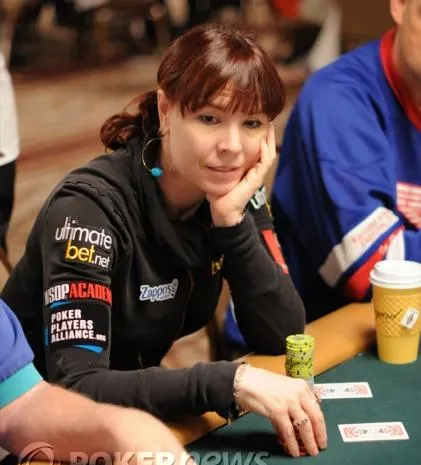 The Nightly Turbo: Another Poker Robbery, A Harrah's Lawsuit, and More 0001