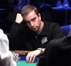 Super Satélite SPT Vilamoura Distribui 11 Entradas 0001