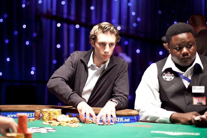 En lice à 16 left, le Français Thibault Klinghammer rêve d'un bracelet WSOP en omaha 0001