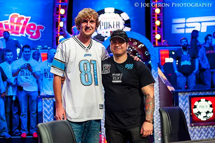 Main WSOP 2013 (direct) : Jay Farber et Ryan Riess en heads-up