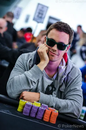 Dois Portugueses no Dia 4; Ole Schemion Lidera ISPT 101