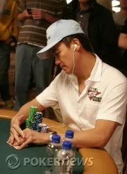 John Juanda is one of the 36 players already in the money in Event #11