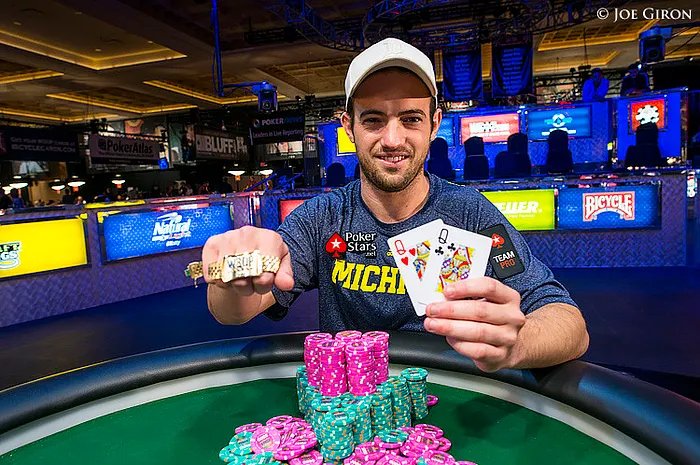 WSOP día 21: Joe Cada vuelve a hacer historia; Aído y Bernabéu pasan de día (actualizado) 0001