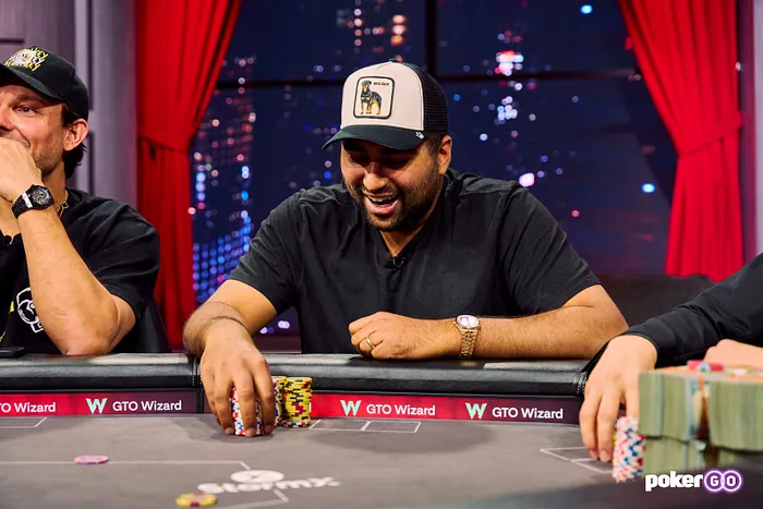 Nik Airball Poker