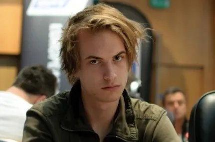 Viktor "Isildur1" Blom