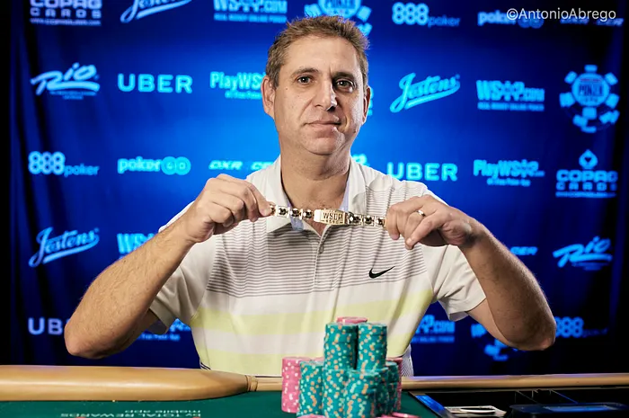 Mike Wattel Defeats Chris Ferguson to Win WSOP $10K Stud Championship 0001