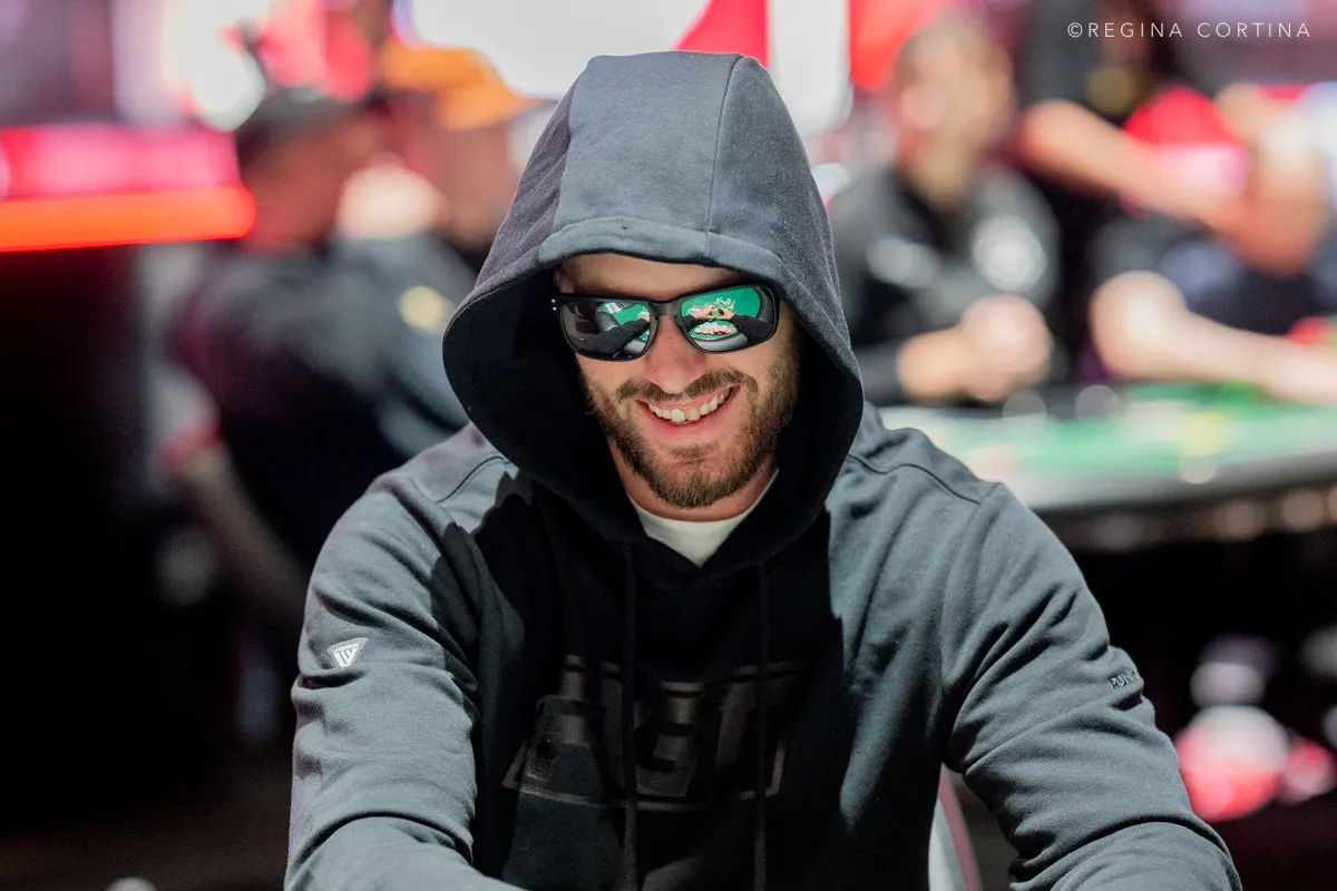 WSOP 2026 Ngày 13: Kristen Foxen Giành Vòng Tay Thứ Sáu Lịch Sử, Naoya Kihara Vô Địch Hai Sự Kiện Liên Tiếp 3 Sean Winter Chiếm Lĩnh Ưu Thế Tại Đấu Trường 6-Handed Sinh Tử