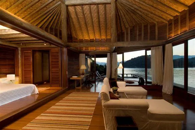 Ganhou a FT das WSOP ou o Euromilhões e Não sabe o Que Fazer ao Dinheiro? 115