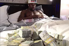 Floyd Mayweather parie 720.000$ et 220.000$ sur du football américain