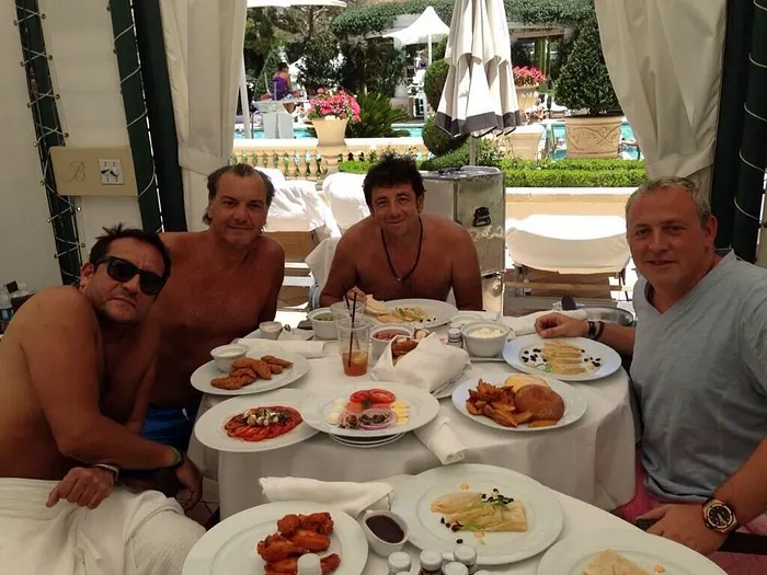 Philippe Ktorza en compagnie de Patrick Bruel et Guillaume Darcourt au Bellagio en 2014