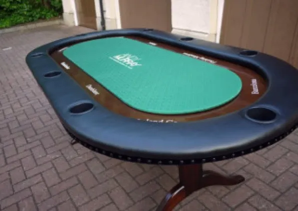 Brèves Poker : David Williams s’est marié, ElkY fait de l’humanitaire, Murray a sa... 101