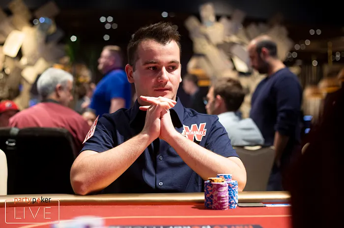 partypoker MILLIONS Vegas : Ivan Deyra et Julien Pérouse In The Money. Aido, Moneymaker & Kempe à 13 left 0001