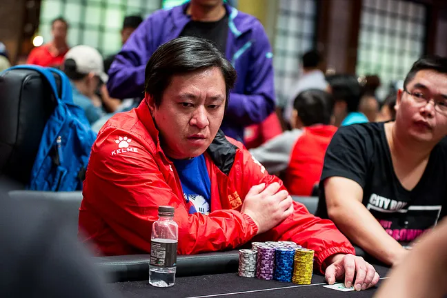 Day 1b and Overall Chip Leader Jia Liang