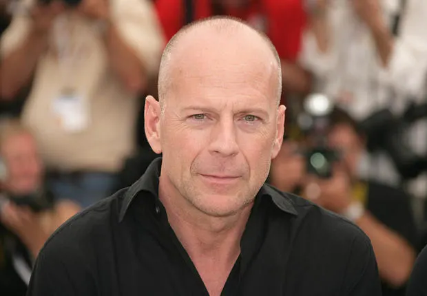 Bruce Willis sera à l'affiche du prochain film de Stephen Frears "Lay the Favorite, Take the Dog", une histoire sur les paris.