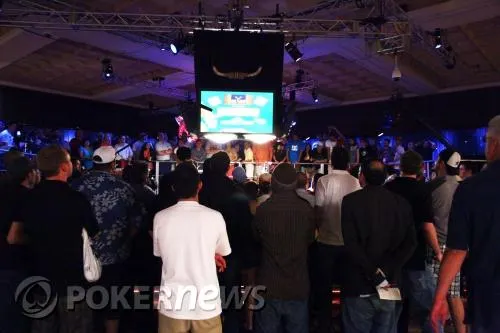 WSOP 2009 Live - Day 7 du Main Event : Les français Saout, Lacay et Balmigère parmi les 27 survivants 0001