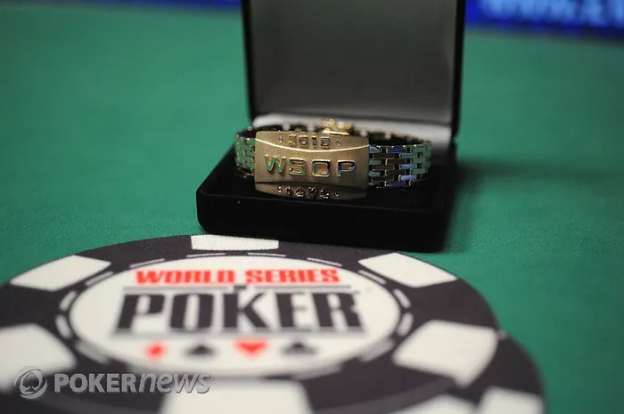 History in Spades: Defunct Bracelet Events from the WSOP 0001