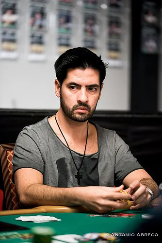 Nabih Zaczac e Maridu Comadam 5 Brasileiros Ao Dia 2 do Main Event WSOP 101