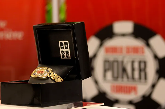 How to Qualify For the WSOPE Main Event