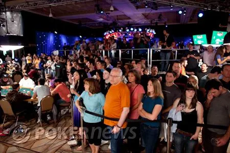 PokerNews Op-Ed: Anatomy of the Rail 0001