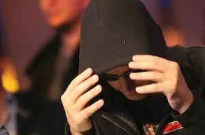 The Nightly Turbo: Recorde de Phil Laak's Batido, Dia Triste para os Jogadores de Poker Online Franceses, e Mais 0001